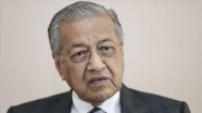 Malezya Başbakanı Mahathir, Kasım&#39;dan sonra görevini devredeceğini açıkladı
