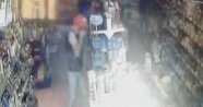 Market hırsızlığı güvenlik kameralarına takıldı