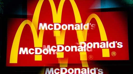 McDonald's'ın hisseleri ürünlerinde koli basili bakterisinin tespit edilmesinin ardından s