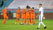 Medipol Başakşehir deplasmanda Trabzonspor'u 2-0 yendi