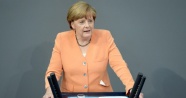 Merkel’den Erdoğan şiiri açıklaması