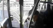 Metrobüste şemsiyeli saldırgana 68 yıla kadar hapis istemi