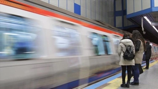 Metrolarda çıkabilecek yangınlarda bilinçli davranmak tahliyeyi kolaylaştırıyor