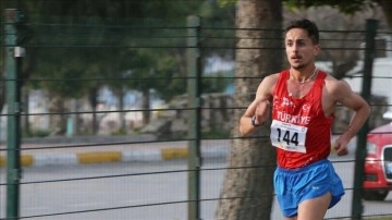 Milli atlet Salih Korkmaz, 20 kilometre yürüyüş yarışını 45'inci tamamladı