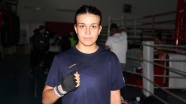 Milli boksör Aycan Güldağı Sırbistan'da finale yükseldi