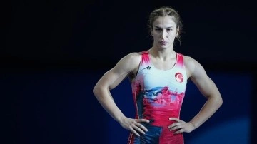 Milli güreşçi Buse Tosun Çavuşoğlu, Paris 2024'te bronz madalya kazandı