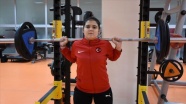 Milli halterci Ayşegül Çakın'ın gözü olimpiyatta