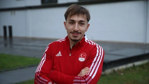 Milli halterci Yusuf Fehmi Genç'in hedefi 2028 Olimpiyatları