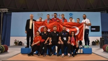 Milli haltercilerden Yıldızlar ve 15 Yaş Altı Avrupa Şampiyonası'nda 2'si altın 5 madalya