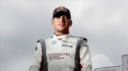 Milli otomobil yarışçısı Ayhancan Güven, Almanya&#039;da podyumu bırakmadı