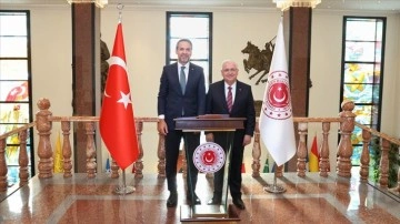 Milli Savunma Bakanı Güler, Enerji ve Tabii Kaynaklar Bakanı Bayraktar ile görüştü