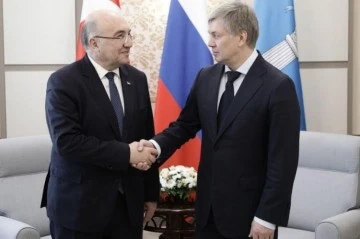 Moskova Büyükelçisi Samsar ve Ulyanovsk Bölge Valisi Russkih, ikili işbirliğini görüştü