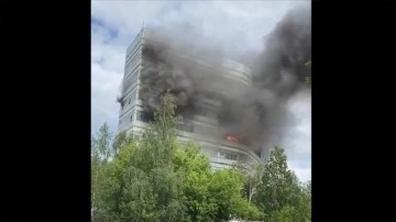 Moskova'da bir binada çıkan yangında 6 kişi öldü