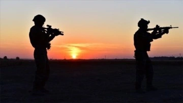 MSB: Irak'ın ve Suriye'nin kuzeyi dahil son bir haftada 53 terörist etkisiz hale getirilmi