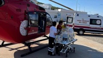 Muğla'da ambulans helikopter 1 aylık bebek için havalandı