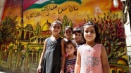 Mülteci kamplarının duvarları genç Filistinlilerin umutlarını ve özgürlük tutkularını yansıtıyor