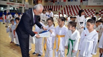 Muş'ta 250 çocuğun "Karate Kuşak Terfi Töreni" düzenlendi