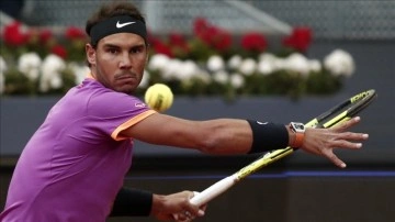Nadal ile Kyrgios, Wimbledon'da yarı finale kaldı