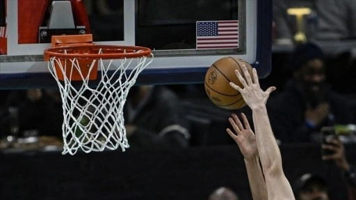 NBA'de Nuggets, Jokic'in 46 sayı attığı maçta Spurs'ü mağlup etti