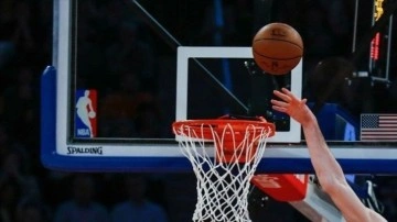 NBA'de Rockets, Alperen Şengün'ün "double-double" yaptığı maçta Raptors'ı y