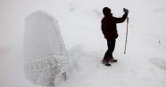 Nemrut Dağı’ndaki devasa heykeller buz kesti