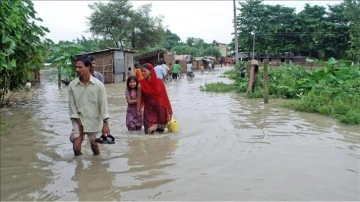 Nepal'deki sel ve heyelanlarda can kaybı 5'e yükseldi, 28 kişi kayıp
