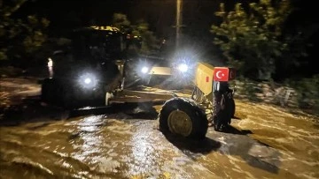 Nevşehir’de sağanak sele yol açtı