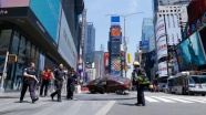New York'ta otomobil yayalara çarptı: 1 ölü, 13 yaralı