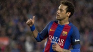 Neymar rekor bedelle Paris Saint-Germain'de