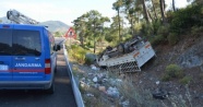 Otostopla bindikleri kamyonet takla attı, 2 öğrenci yaralandı