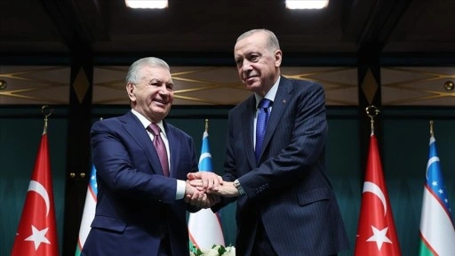 Özbekistan Cumhurbaşkanı Mirziyoyev, Cumhurbaşkanı Erdoğan'ın doğum gününü kutladı