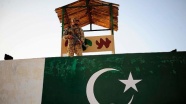Pakistan'da Hindistan askeri gözaltına alındı