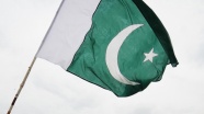 Pakistan'da intihar saldırısı: 5 ölü