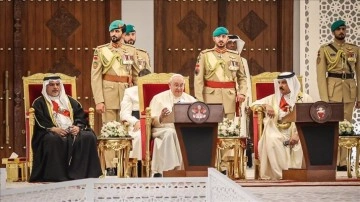 Papa Franciscus Bahreyn'de "silahların susturulması" çağrısında bulundu