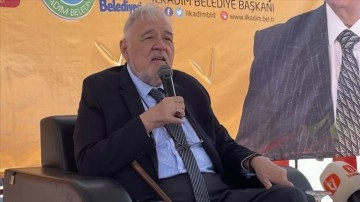 Prof. Dr. İlber Ortaylı'dan gençlere 'yaşlılarla ahbaplık edin' tavsiyesi