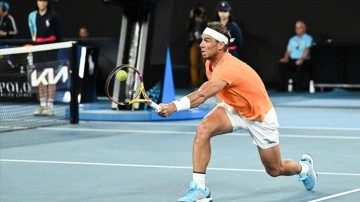 Rafael Nadal, 349 gün sonra kortlara galibiyetle döndü