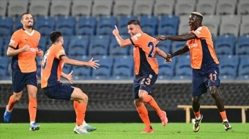 RAMS Başakşehir tur için sahaya çıkacak