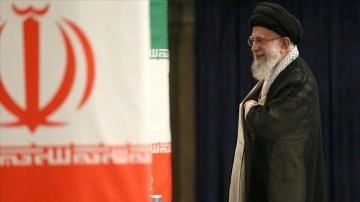 Reformist Cumhurbaşkanı'na hazırlanan İran’da mutlak yetkiler lider Hamaney’de