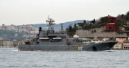Rus savaş gemisi yine Boğaz'dan geçti!