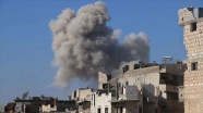 Rus savaş uçakları İdlib'de Suriye Milli Ordusu güçlerini vurdu: Çok sayıda asker hayatını kayb