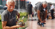 Rus turist Taksim’de 8.5 santimlik bisikletiyle ilgi odağı oldu