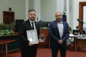 Rusya'dan Türk iş insanı Yasin Taha Celiloğlu'na Dijital Gelişim Liderlik Ödülü