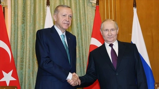 Rusya Devlet Başkanı Putin, Cumhurbaşkanı Erdoğan'ın yeni yılını kutladı