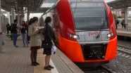 Rusya koronavirüs salgını nedeniyle Çin'le yolcu demir yolu ulaşımını durdurdu