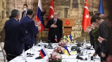 Rusya-Ukrayna savaşında Türkiye'nin barışa yönelik çabaları kitaplaştırıldı