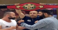 Sadık Özköseoğlu, Kickboks’ta Avrupa Şampiyonu oldu