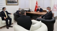 Sağlık Bakanı Fahrettin Koca İstanbul&#039;da acil durum hastanelerini ziyaret etti