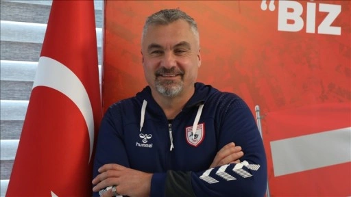 Samsunspor Teknik Direktörü Reis'ten "baskılı oynamak istiyoruz" açıklaması