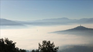 Saraybosna'daki hava kirliliği nedeniyle uçaklar iniş yapamadı
