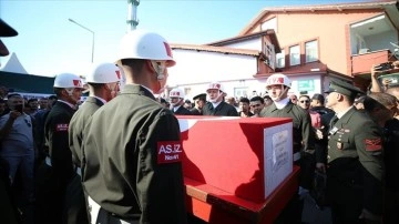Şehit Astsubay Kıdemli Çavuş Talay, Sakarya'da son yolculuğuna uğurlandı
